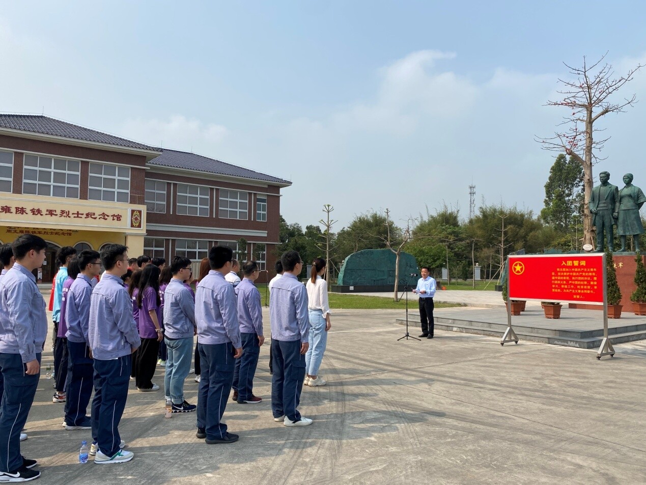  傳承紅色基因——開(kāi)平市退役軍人事務(wù)局組織“踐行初心使命”植樹(shù)活動(dòng)_4