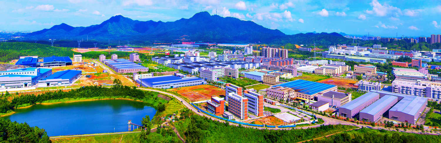 1、江門翠山湖高新技術產業(yè)開發(fā)區(qū)，依山靠水、環(huán)境優(yōu)美（黃錫球攝）_調整大小.jpg