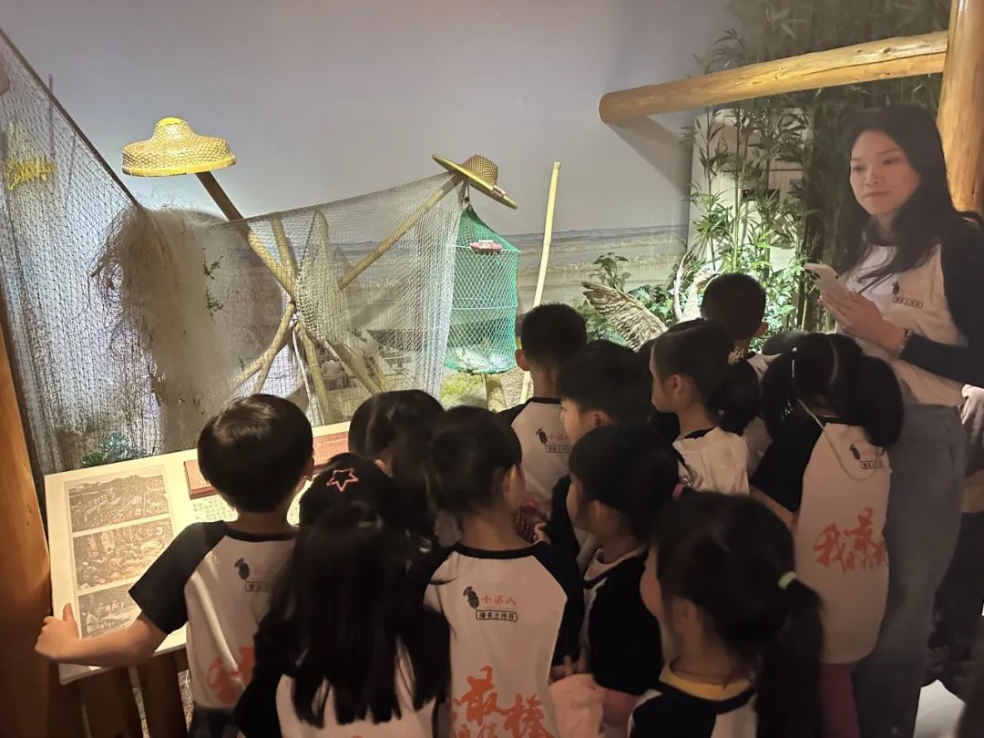 “品非遺雅韻 頌愛國(guó)華章”2025年開平市社會(huì)主義核心價(jià)值觀教育活動(dòng)在開平非遺館舉行