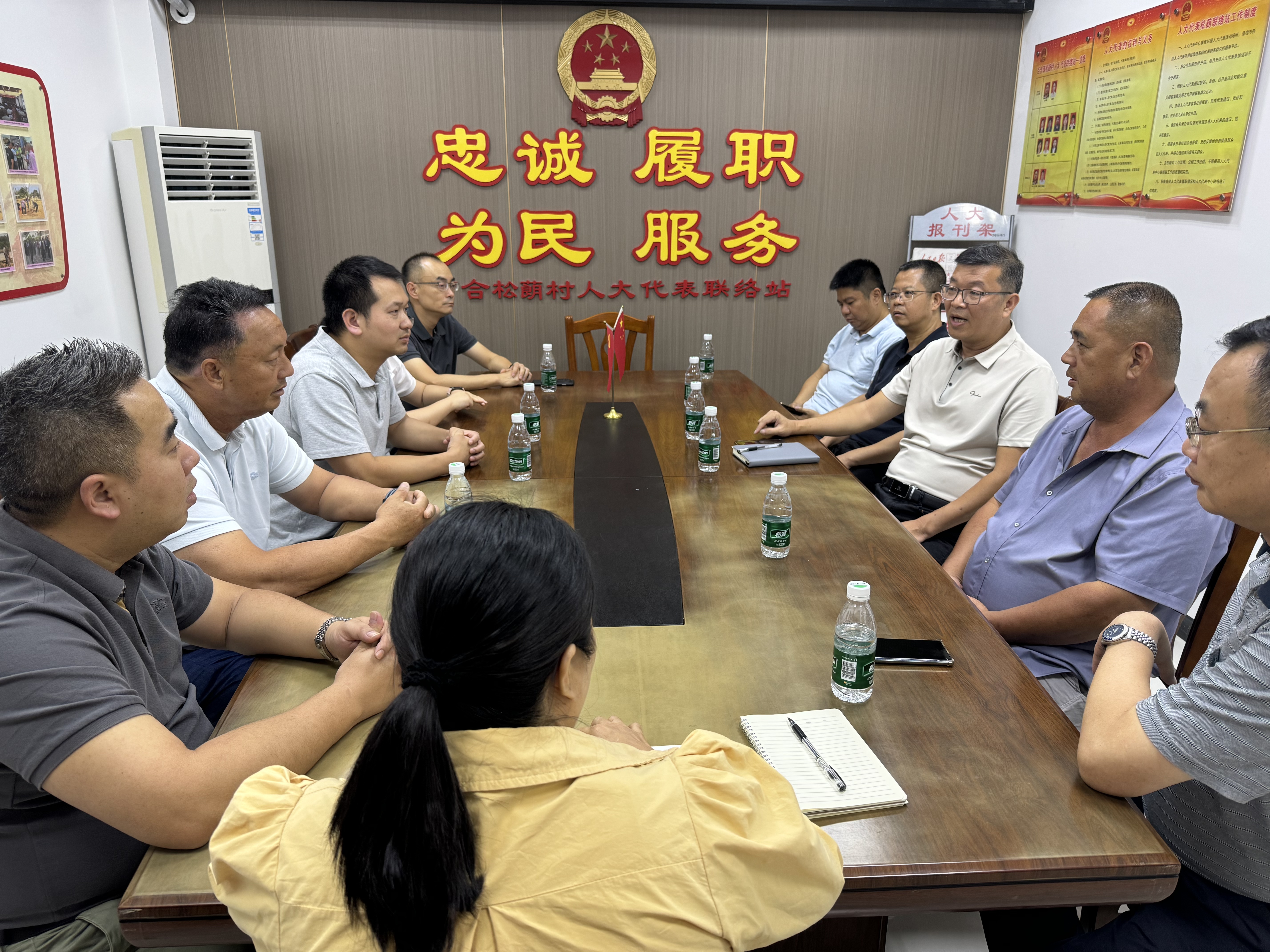 開平市人大常委會(huì)到百合鎮(zhèn)走訪人大代表，問(wèn)計(jì)民生促發(fā)展