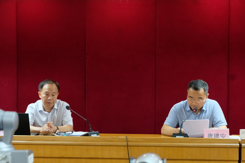 190820開講啦！憲法法治專題講座江門市自然資源全系統(tǒng)都來打call！ (4).jpg